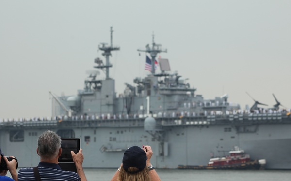 Fleet Week New York 2012 - Parade of Ships