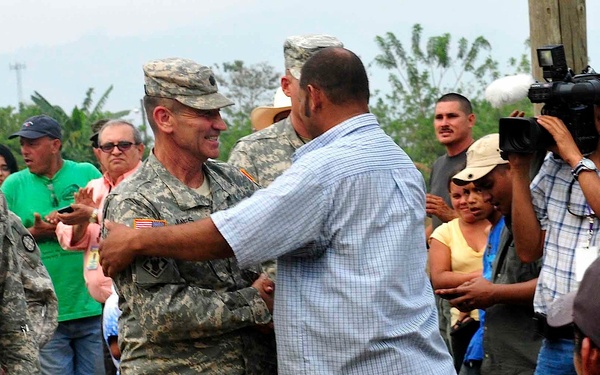 Soldiers celebrate building a schoolhouse for Hondurans