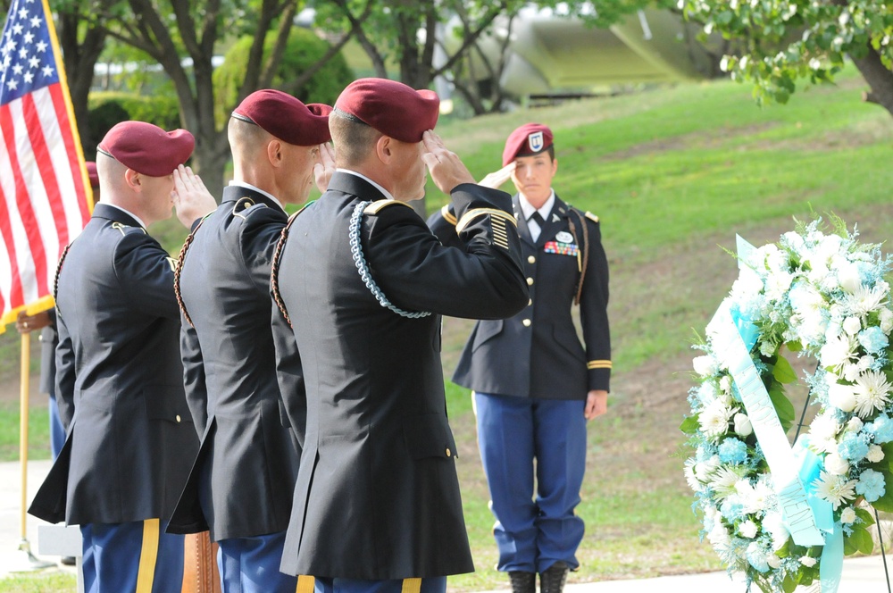 Falcon Brigade honors lost paratroopers