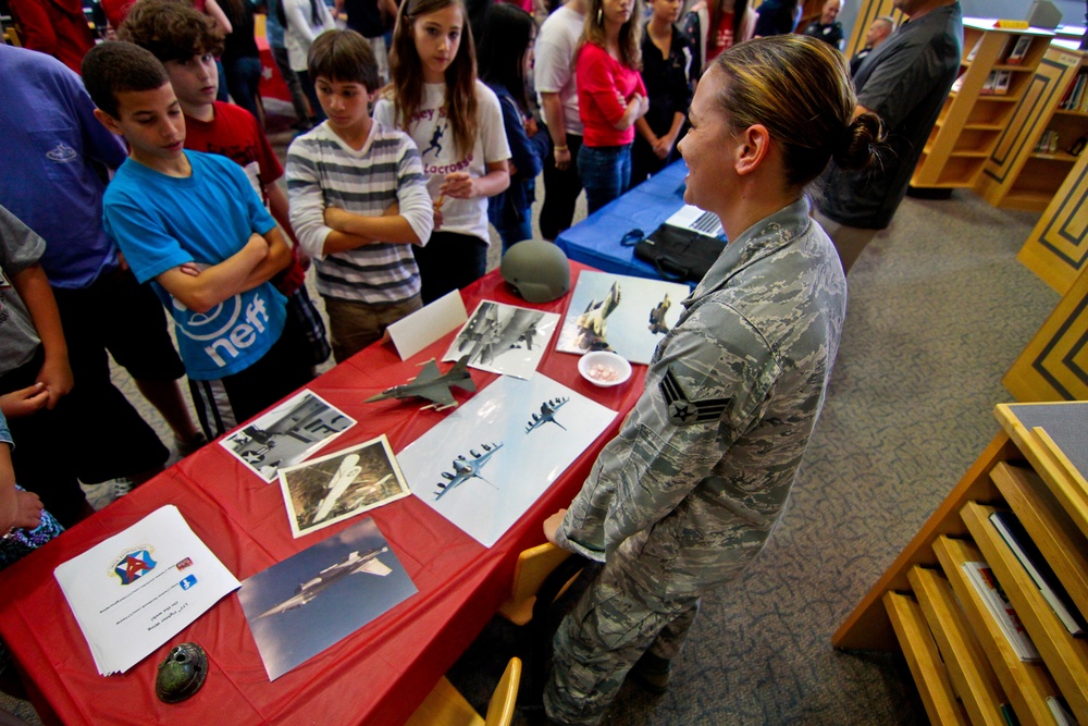 Alder Middle School shows military pride