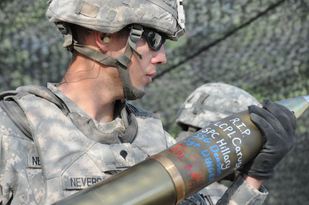 Memorial Day Tribute: Vanguard soldiers salute the fallen with artillery rounds