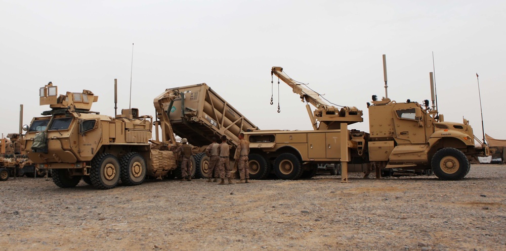 DVIDS - Images - CLB-5 support resupply efforts [Image 4 of 4]