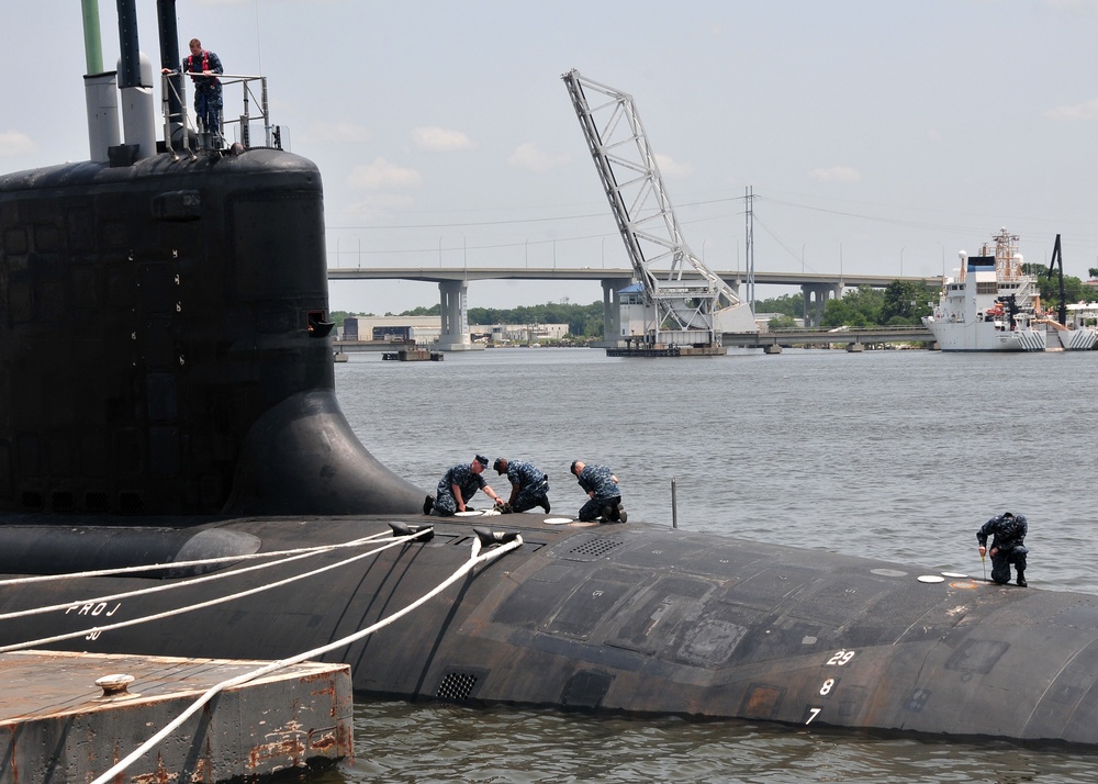 PCU Mississippi arrives at Port of Pascagoula in Preparation for Commissioning