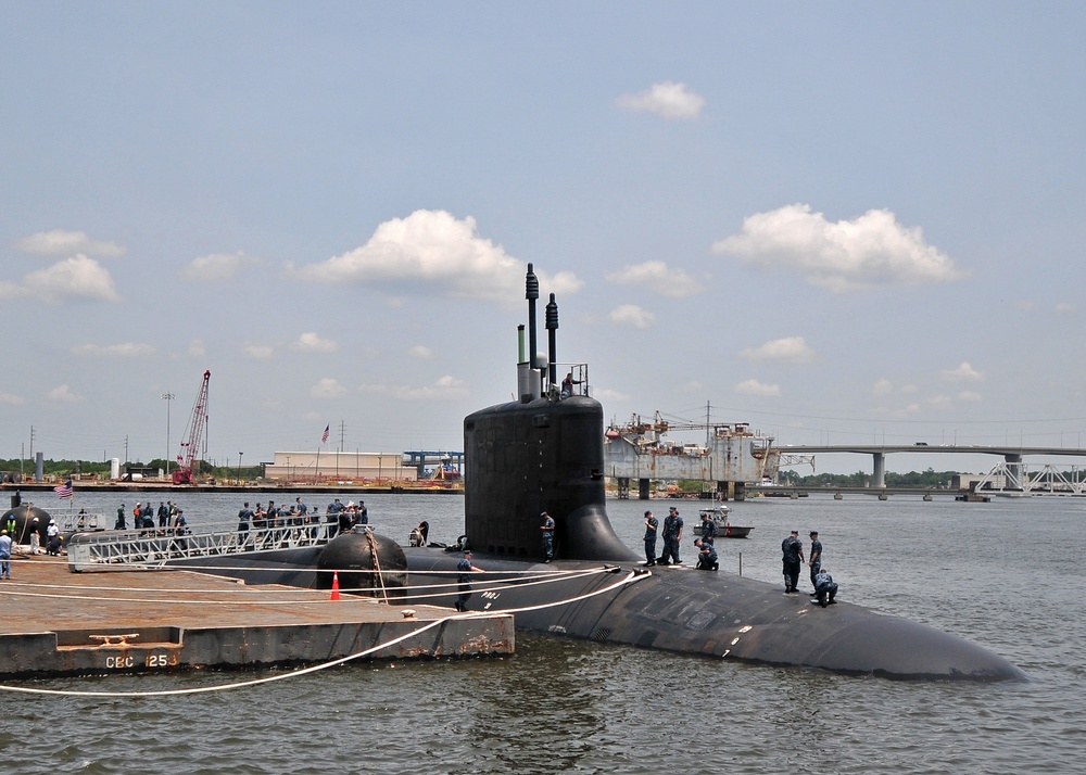 PCU Mississippi arrives at Port of Pascagoula in Preparation for Commissioning