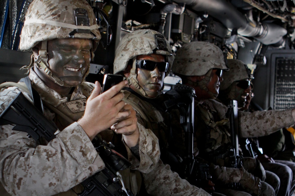 Marine Helicopter Raid at Eisenhower Park - Fleet Week New York