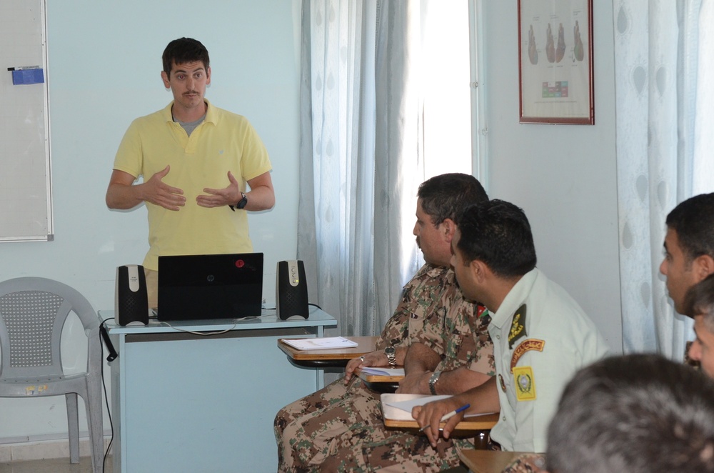 1st SOSS airmen teach Tactical Combat Casualty Care