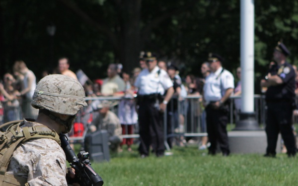 Marine helicopter raid at Cloves Lake Park - Fleet Week New York 2012