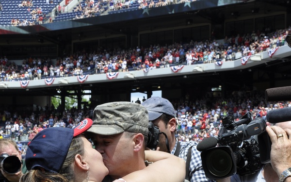 Airman returns from Afghanistan, surprises family at Braves game