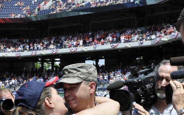 Airman returns from Afghanistan, surprises family at Braves game