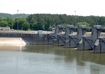 Public’s first look into Cheatham Power House since 911 gets ‘electric’