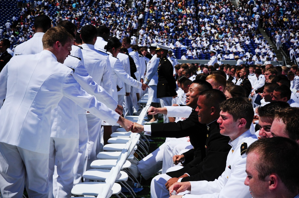 2012 US Naval Academy graduation and commissioning ceremony