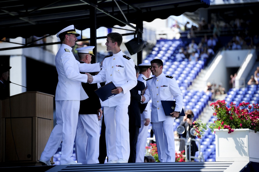 2012 US Naval Academy graduation and commissioning ceremony