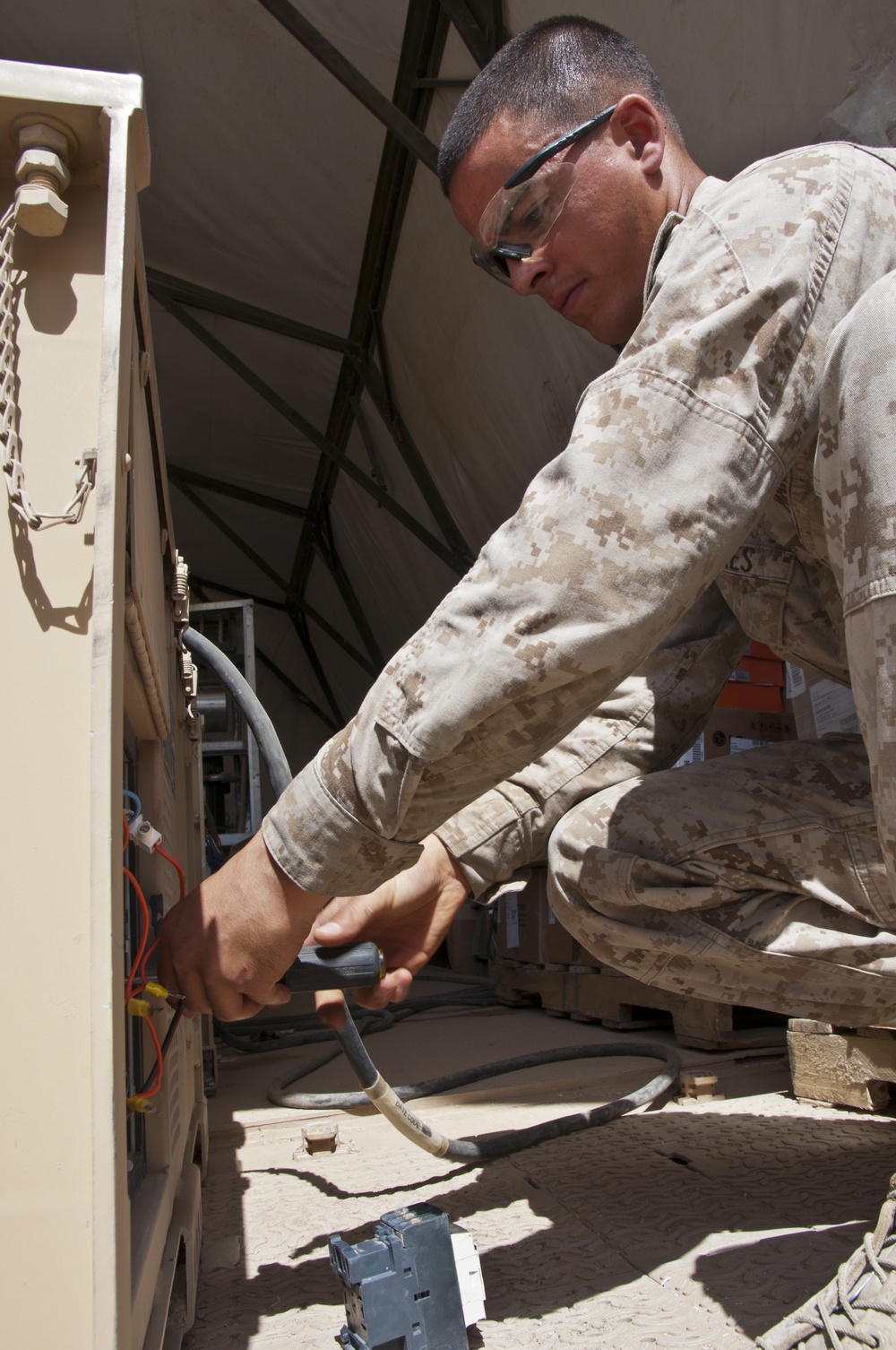 One Marine helps keep Leatherneck cool