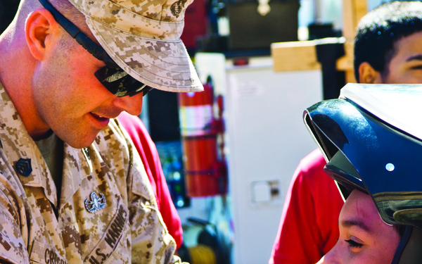 EOD and CLC-16 attend junior HS career fair