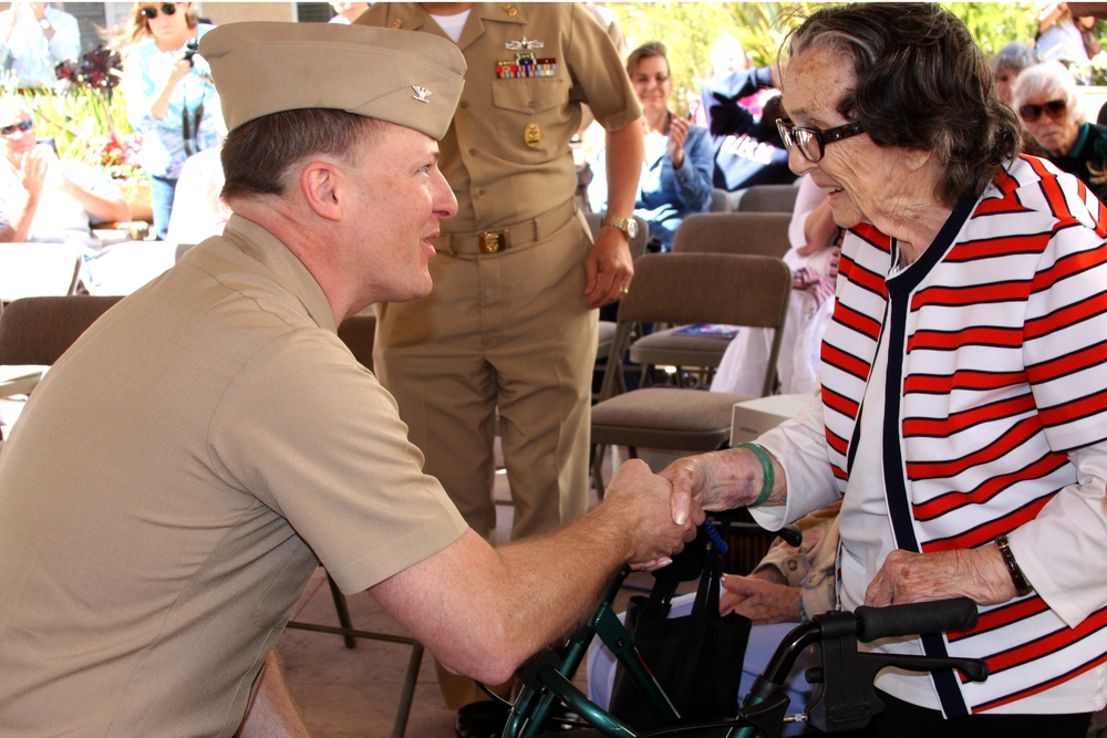 Currently serving vets honor World War II veterans