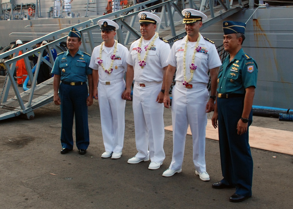 Indonesian naval officers welcome USS Vandegrift