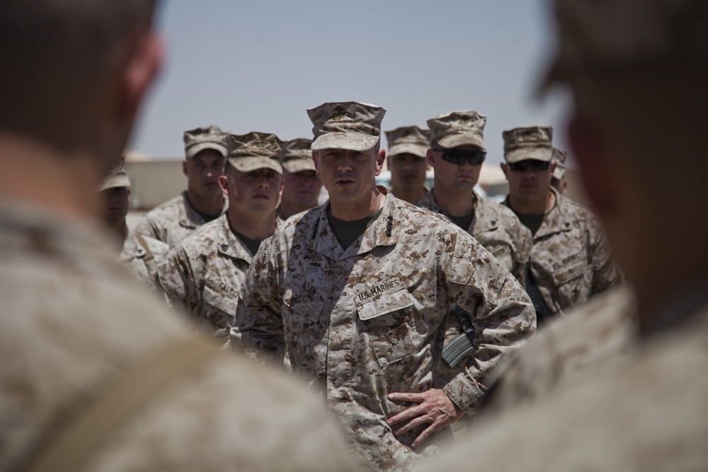 ISAF commander visits troops aboard Camp Dwyer