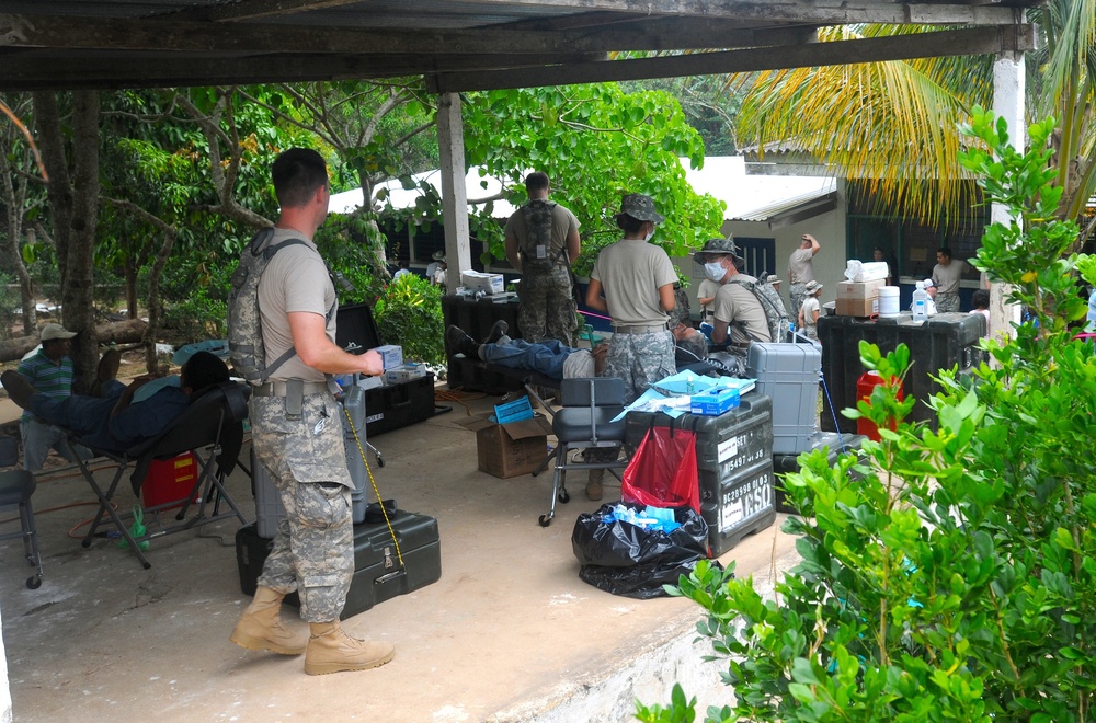 Medical Readiness Training Exercises at San Pedro Sitio, Hounduras