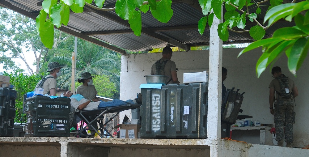 Medical Readiness Training Exercises at San Juan de Sitio, Honduras