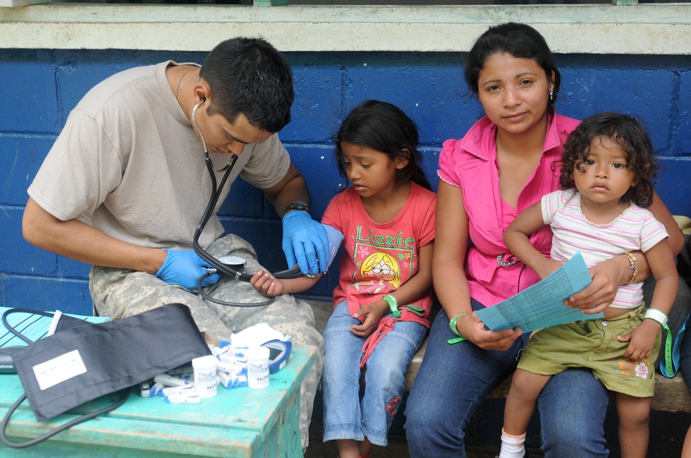 Medical Readiness Training Exercises at San Juan de Sitio, Honduras