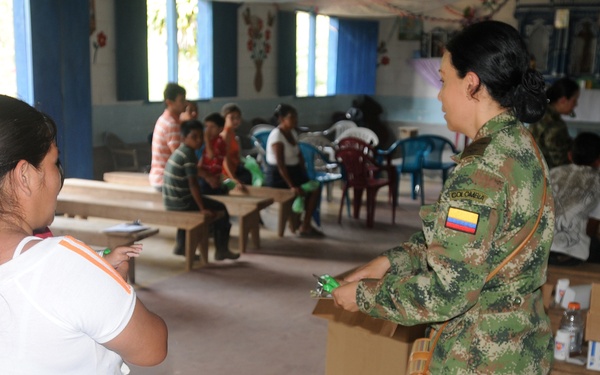 Medical Readiness Training Exercises at San Juan de Sitio, Honduras