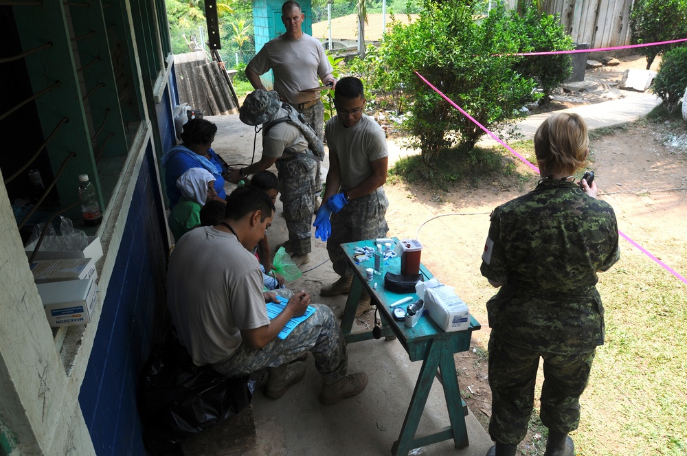 Medical Readiness Training Exercises at San Juan de Sitio, Honduras