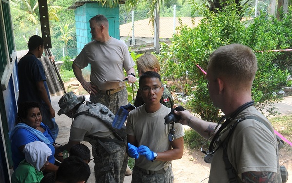 Medical Readiness Training Exercises at San Juan de Sitio, Honduras