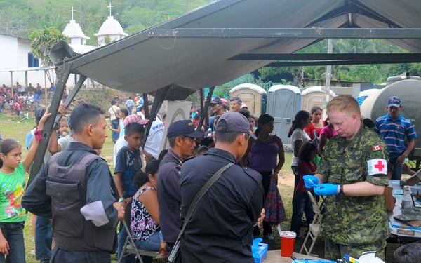 Medical Readiness Training Exercises at San Juan de Sitio, Honduras