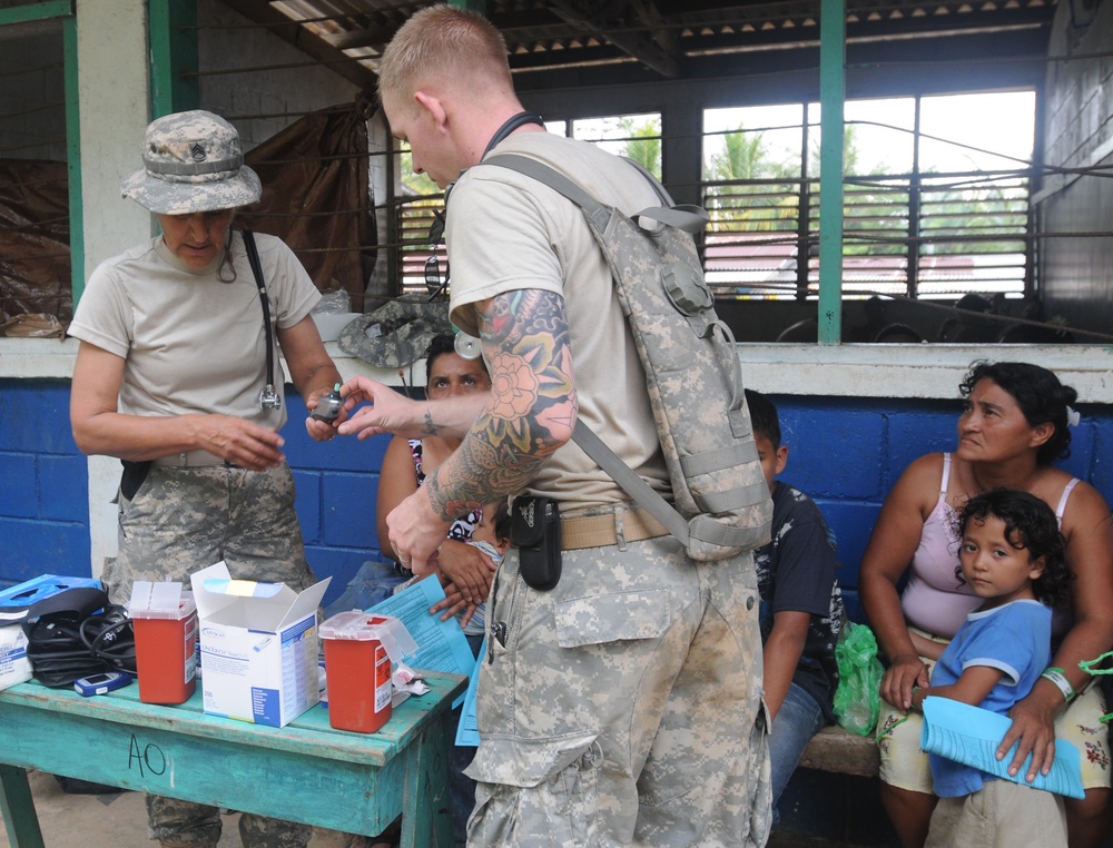 Medical Readiness Training Exercises at San Juan de Sitio, Honduras