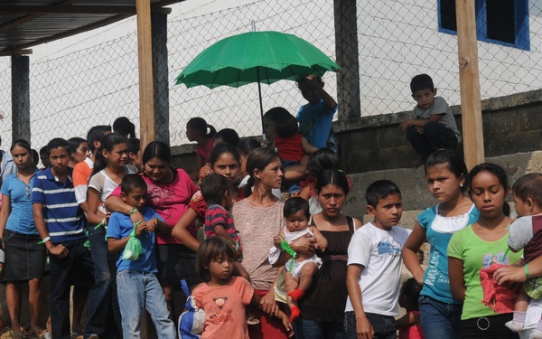 Medical Readiness Training Exercises at San Juan de Sitio, Honduras