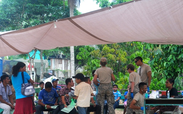 Medical Readiness Training Exercises at San Juan de Sitio, Honduras