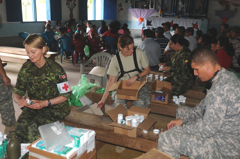 Medical Readiness Training Exercises at San Juan de Sitio, Honduras