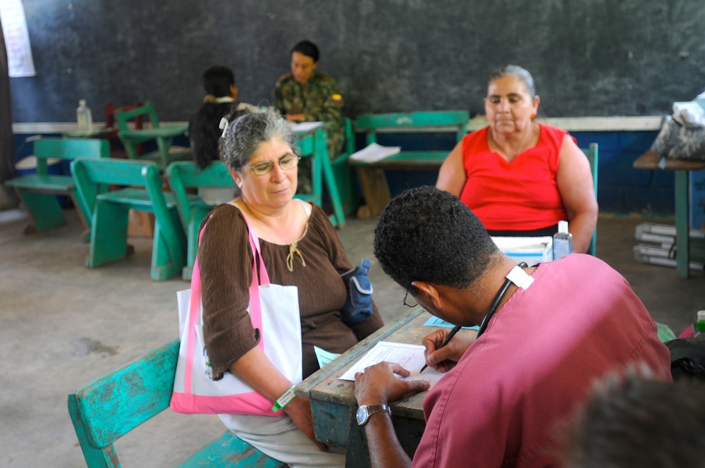 Medical Readiness Training Exercises at San Juan de Sitio, Honduras