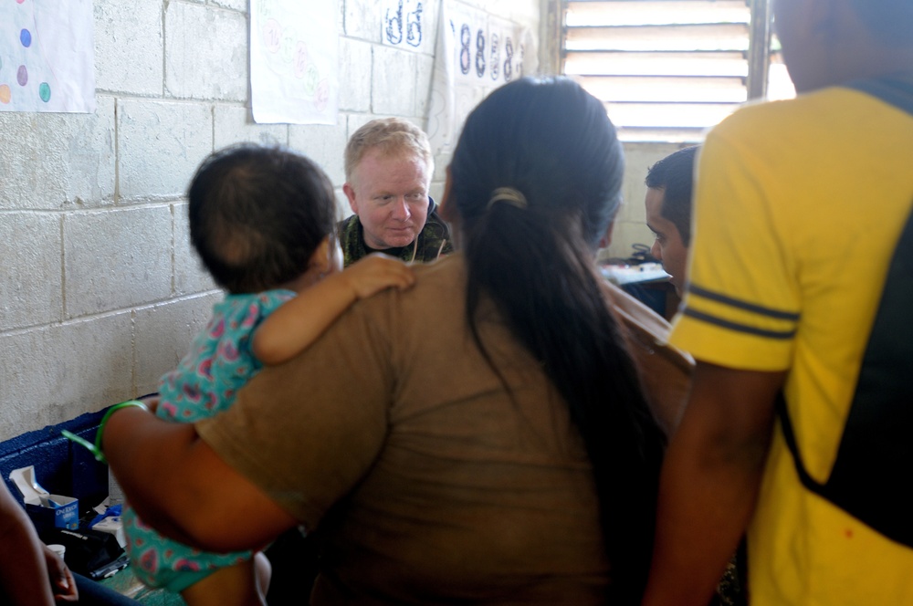 Medical Readiness Training Exercises at San Juan de Sitio, Honduras