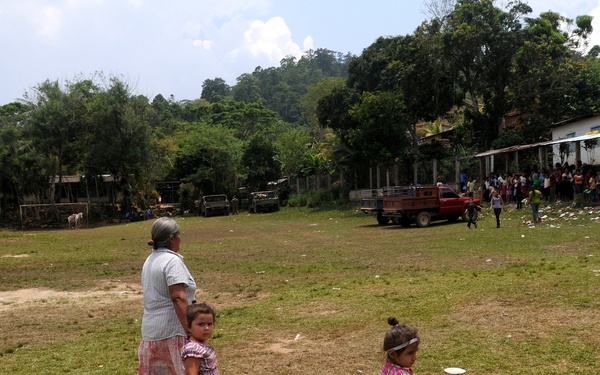 Medical Readiness Training Exercises at San Juan de Sitio, Honduras