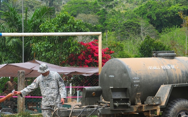 Medical Readiness Training Exercises at San Juan de Sitio, Honduras