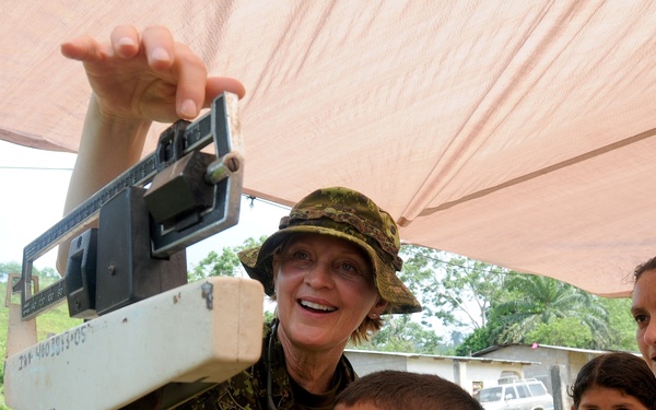 Medical Readiness Training Exercises at San Juan de Sitio, Honduras