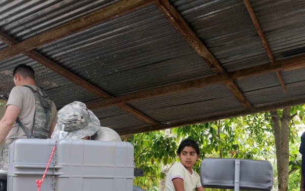 Medical Readiness Training Exercises at San Juan de Sitio, Honduras