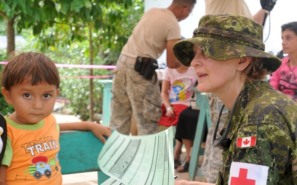 Medical Readiness Training Exercises at San Juan de Sitio, Honduras