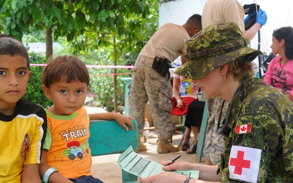 Medical Readiness Training Exercises at San Juan de Sitio, Honduras