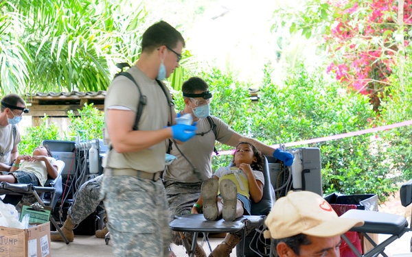 Medical Readiness Training Exercises at San Juan de Sitio, Honduras