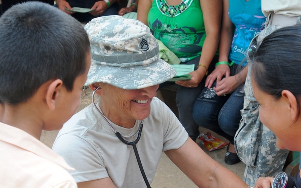 Medical Readiness Training Exercises at San Juan de Sitio, Honduras