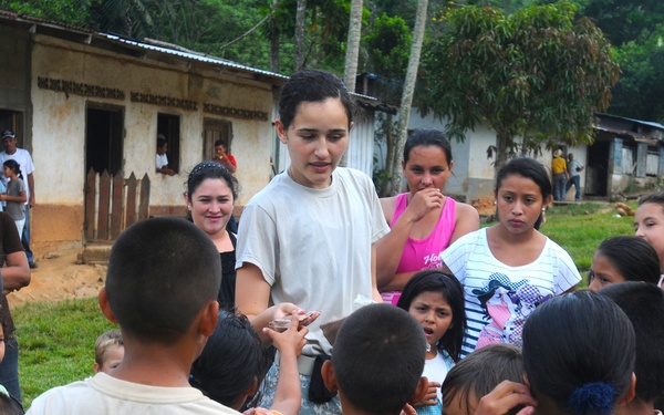 Medical Readiness Training Exercises at San Juan de Sitio, Honduras