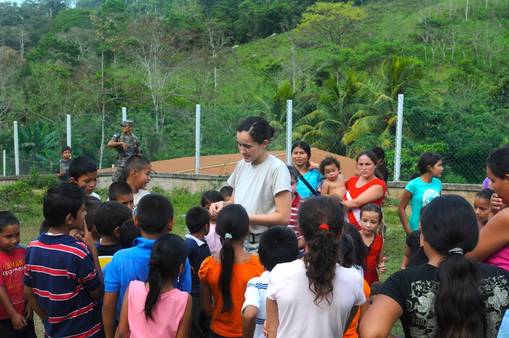 Medical Readiness Training Exercises at San Juan de Sitio, Honduras