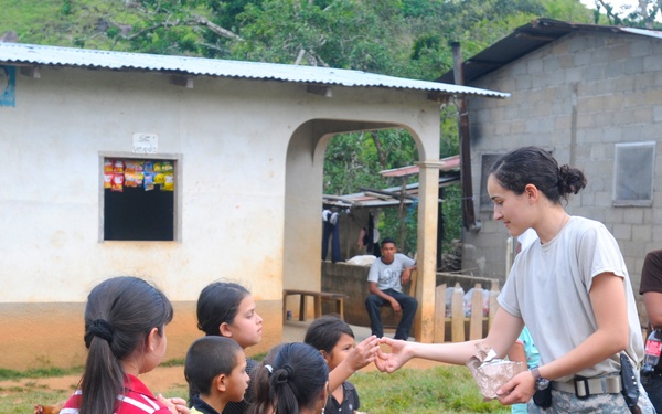 Medical Readiness Training Exercises at San Juan de Sitio, Honduras