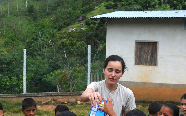 Medical Readiness Training Exercises at San Juan de Sitio, Honduras