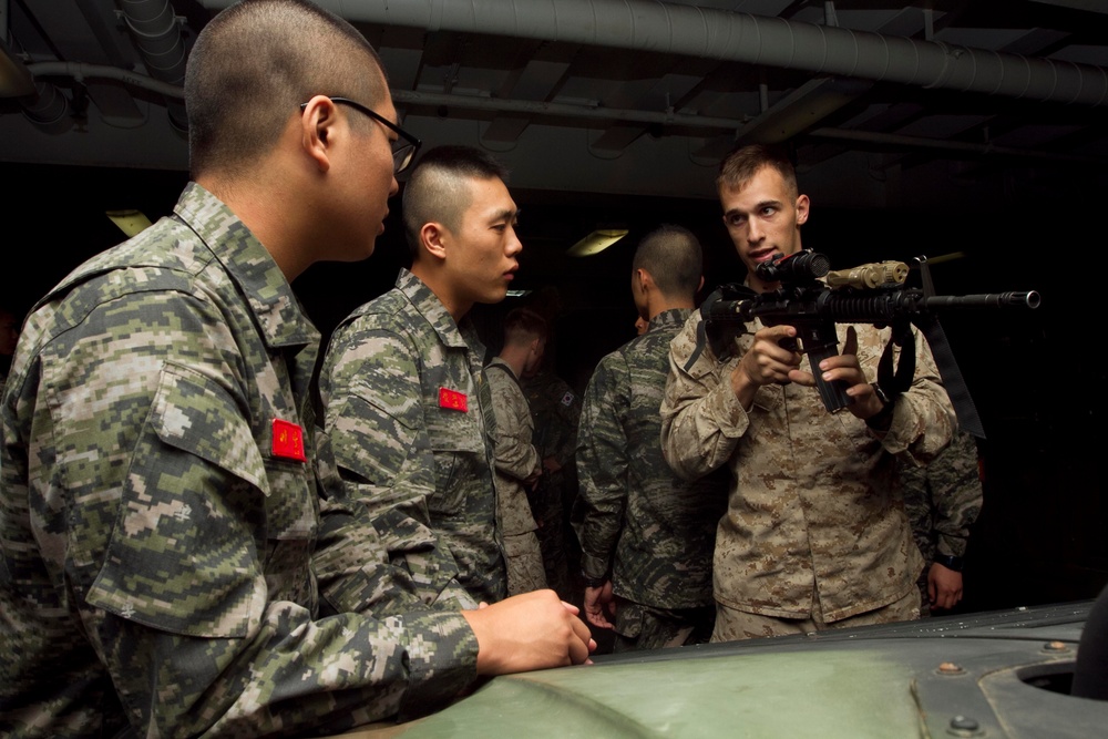 U.S.,  Korean Marines participate in weapons handling class