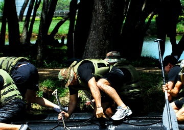 Fuerzas Comando 2012