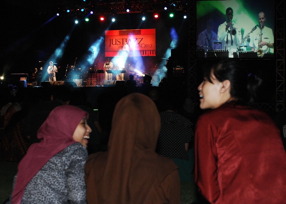 US Navy 7th Fleet band performs at Indonesian jazz festival