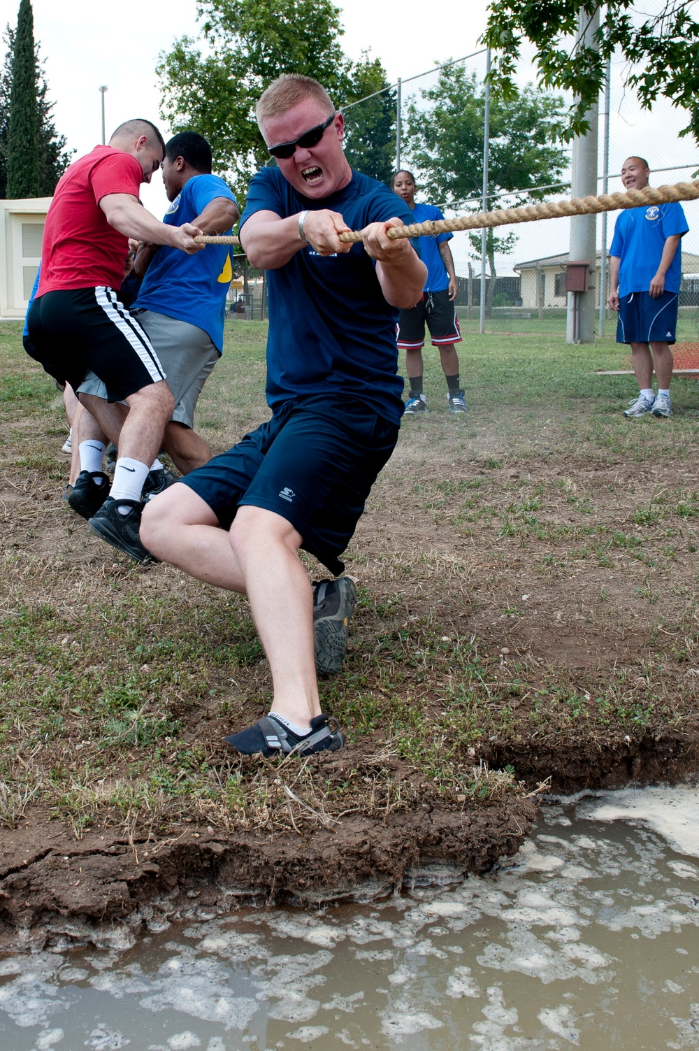 Sports day brings dunks, spikes, strikes to Incirlik